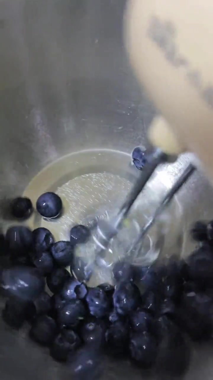 蓝莓到底怎么才能搅碎啊