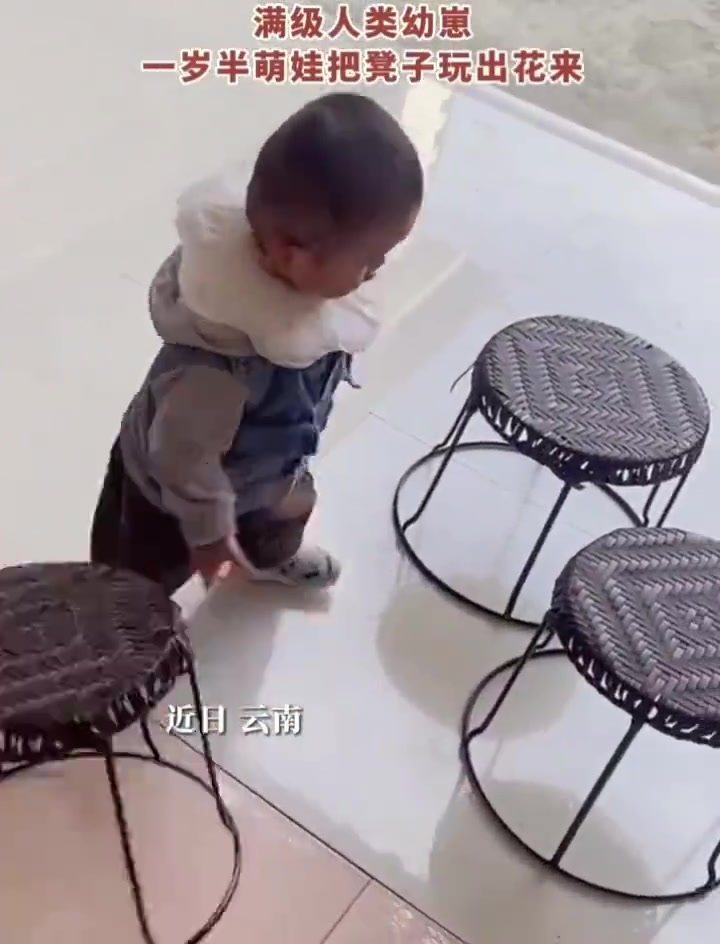 他竟然单手就能做到，牛批
