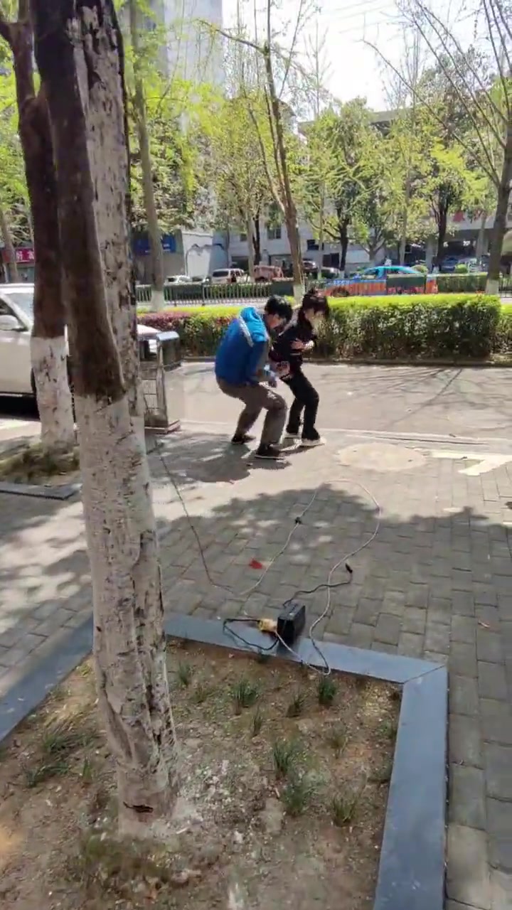 《这样开玩笑过分吗》