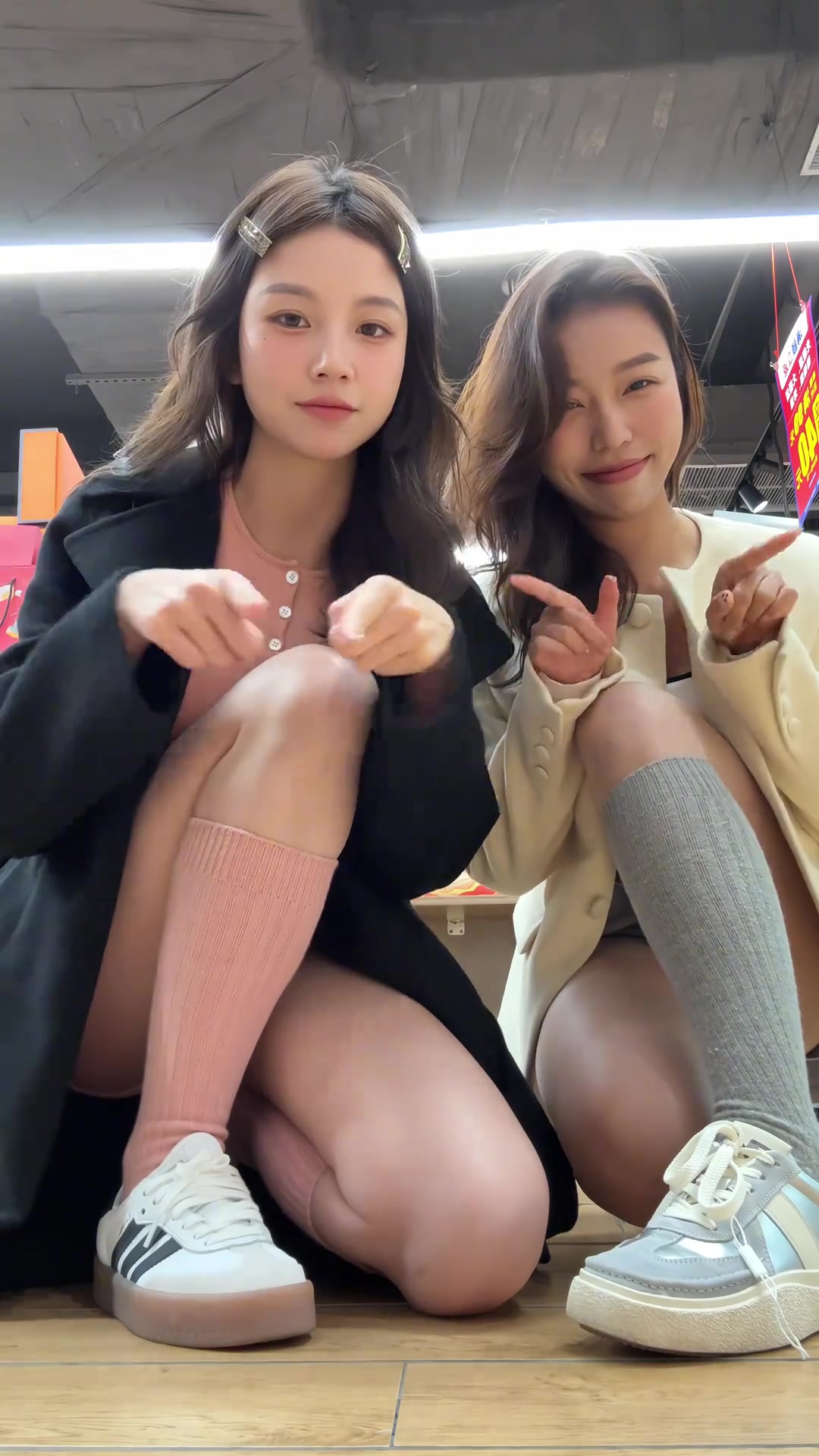 好闺蜜一起拍照是不是有很多小心机呀
