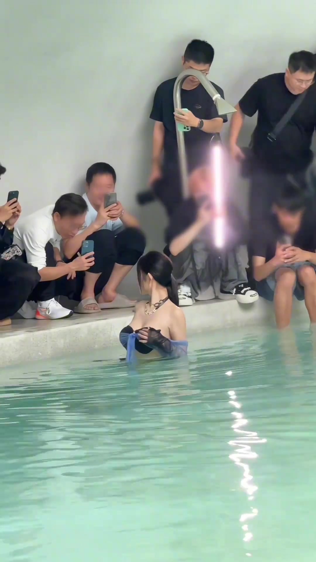 学摄影的最终目的是这个是吧，被我发现了