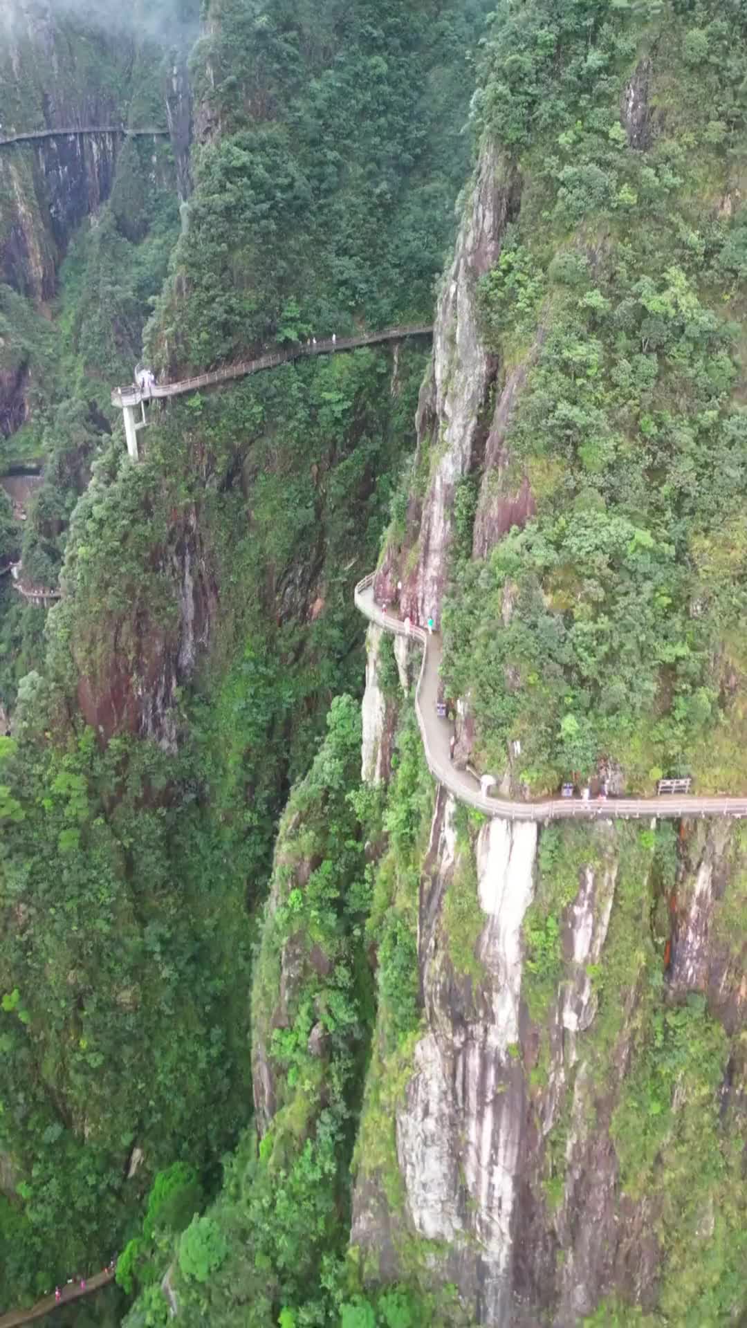 真的佩服建造这条路的人！！
