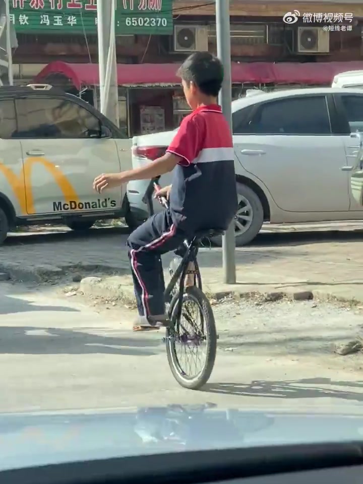 一个轮子照样飞