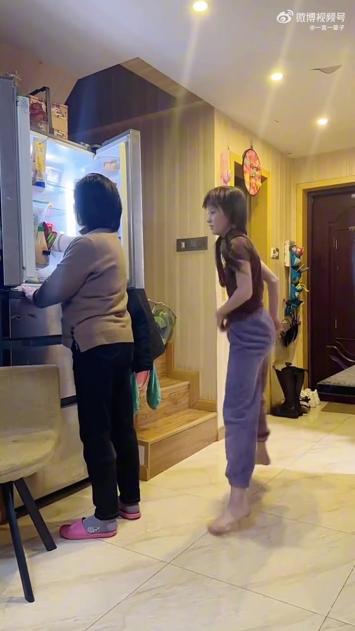 一定要在她婚礼上播放这一段