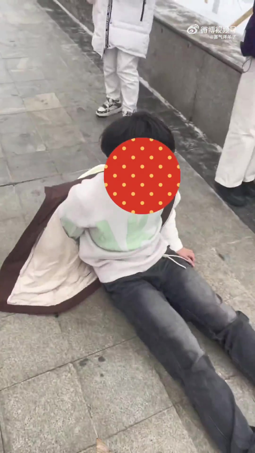故事开头就已经暗示了结局