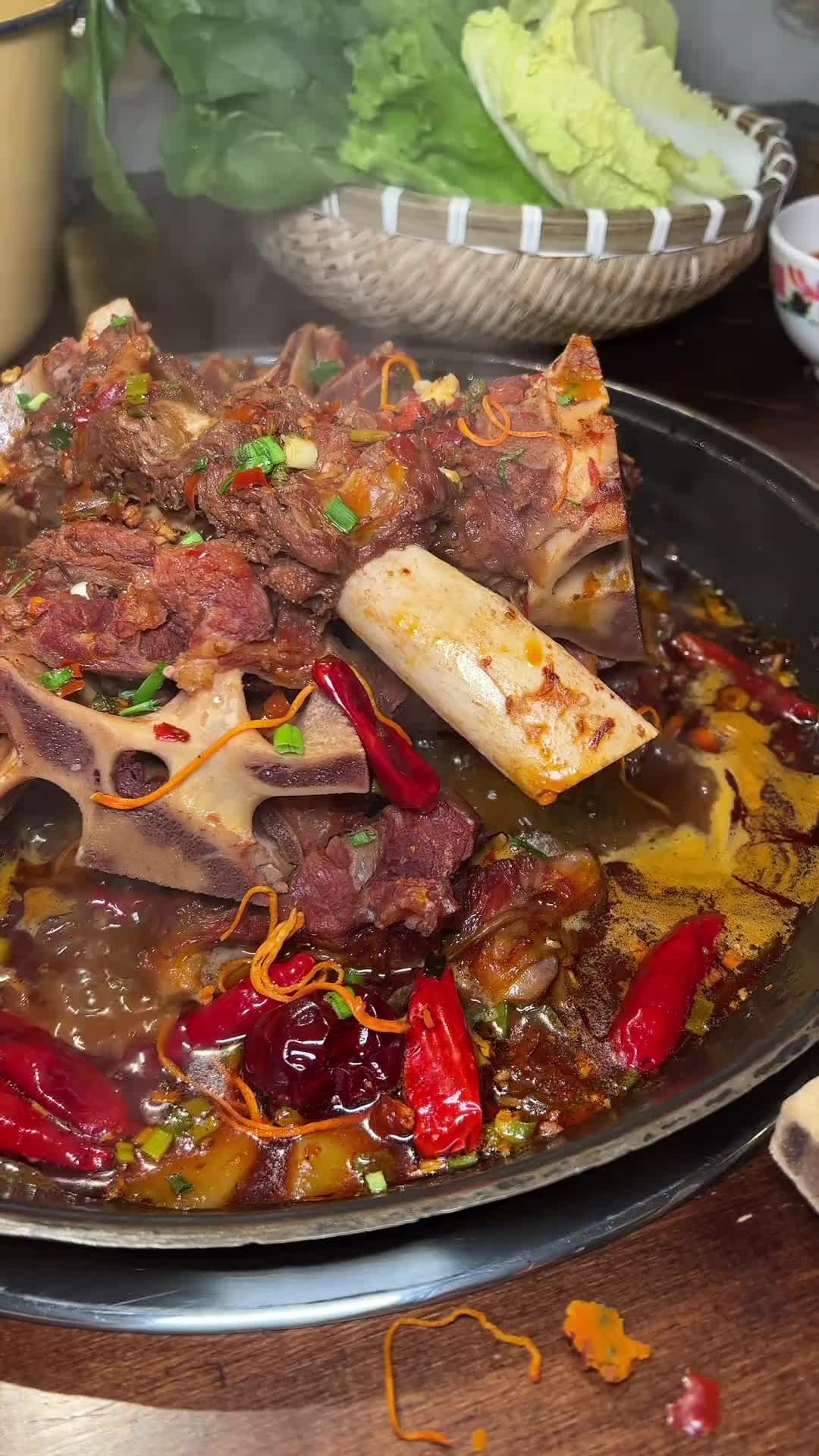 降温了，来顿热乎乎的牛排骨吃吧！