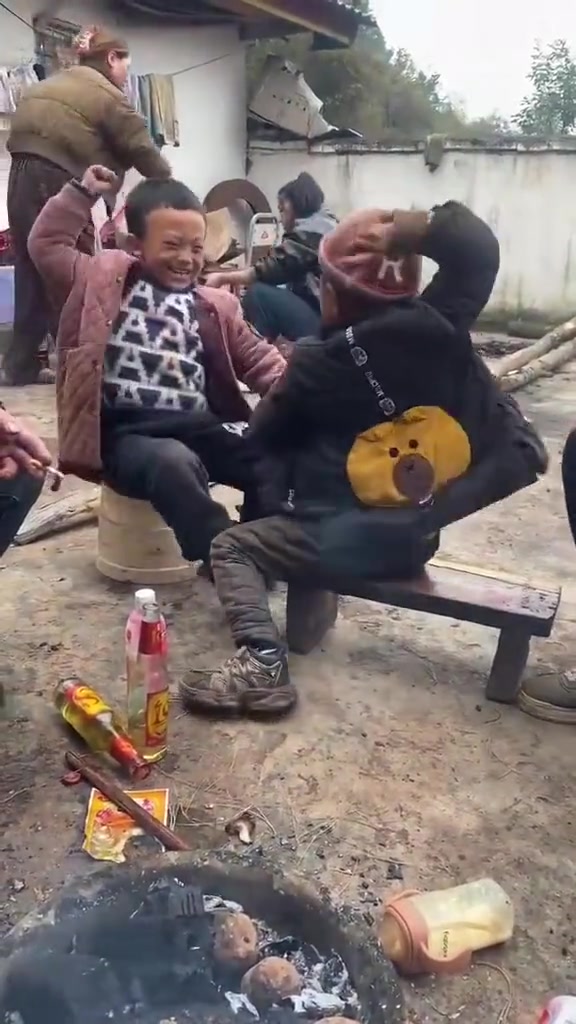 关于小朋友的那些事，友谊的小船说翻就翻