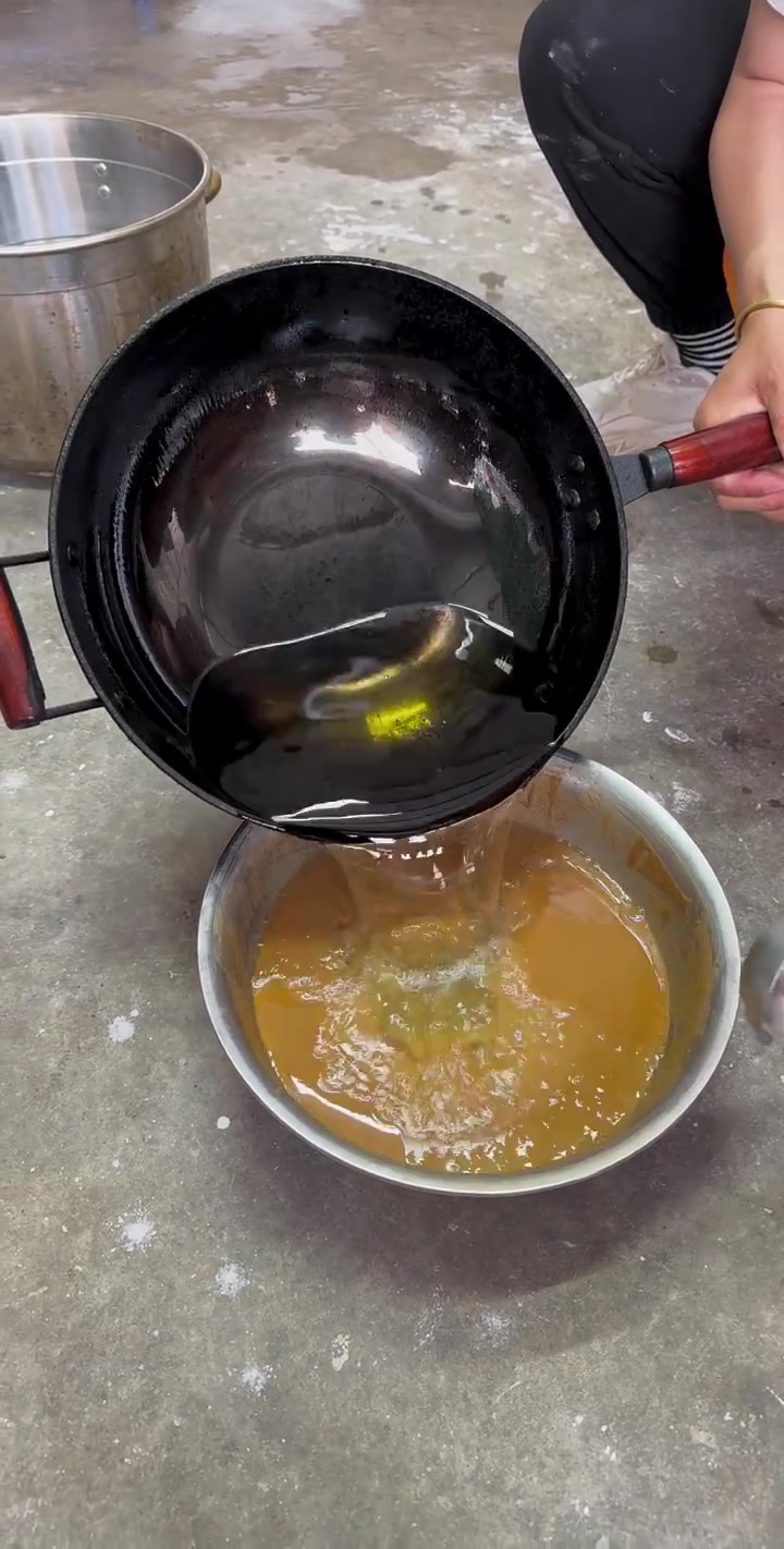 以后不吃芝麻酱了，才知道是这样做的，太长肉了