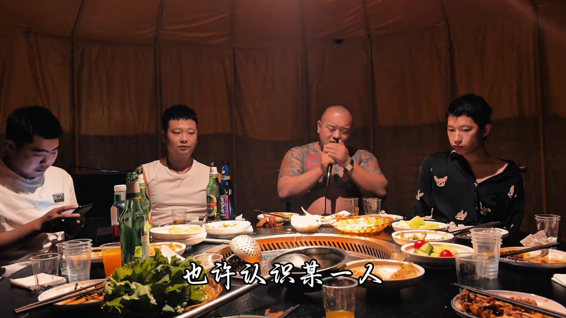 铁汉柔情！大哥唱歌都是满满的感情！