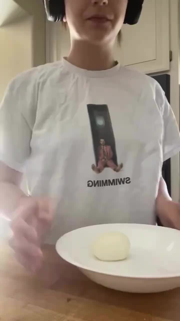 鸡蛋：不好意思，刚才卡了！