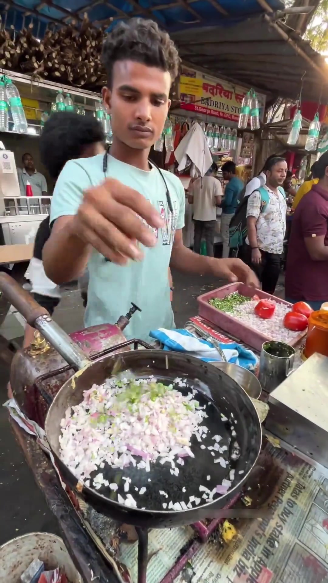 印度街头的洋葱炒蛋是怎么做的
