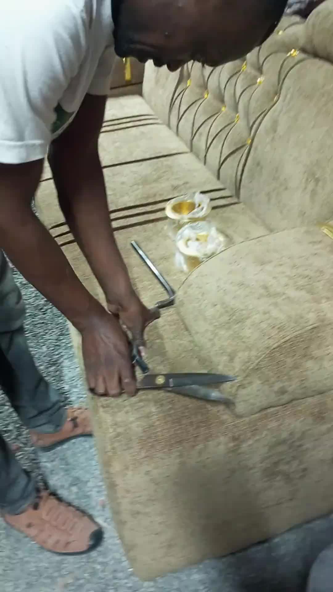 这样安装杯架简单粗暴！