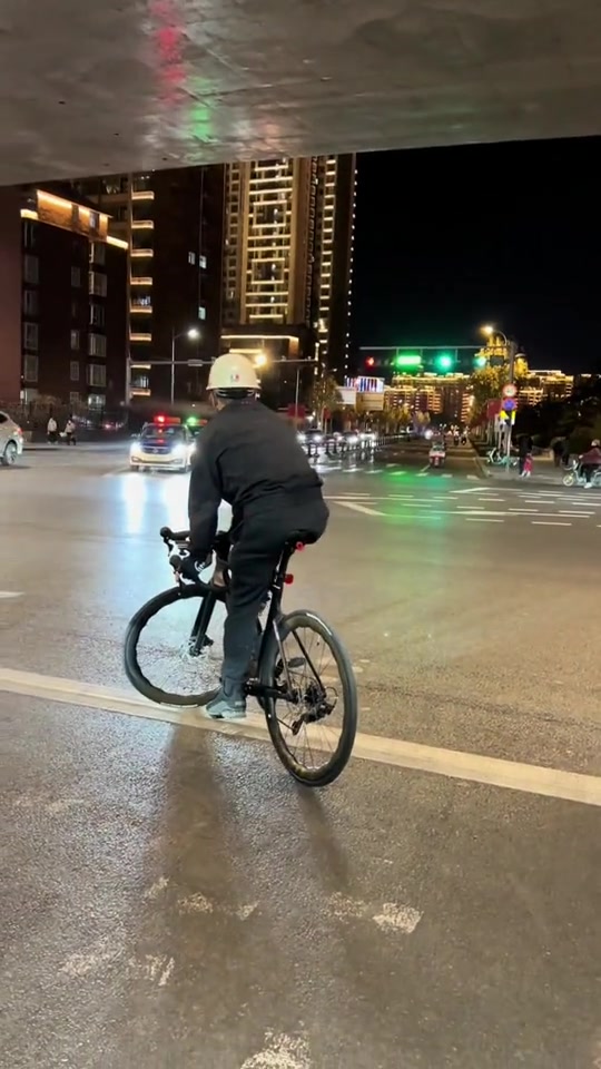 以为是高手，没想到是王炸！