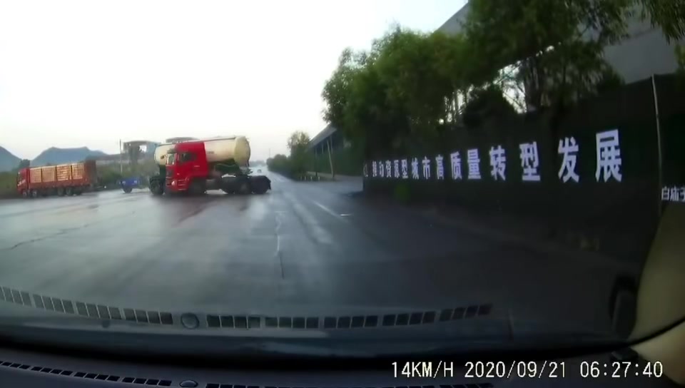 这兄弟的反应是真的快啊