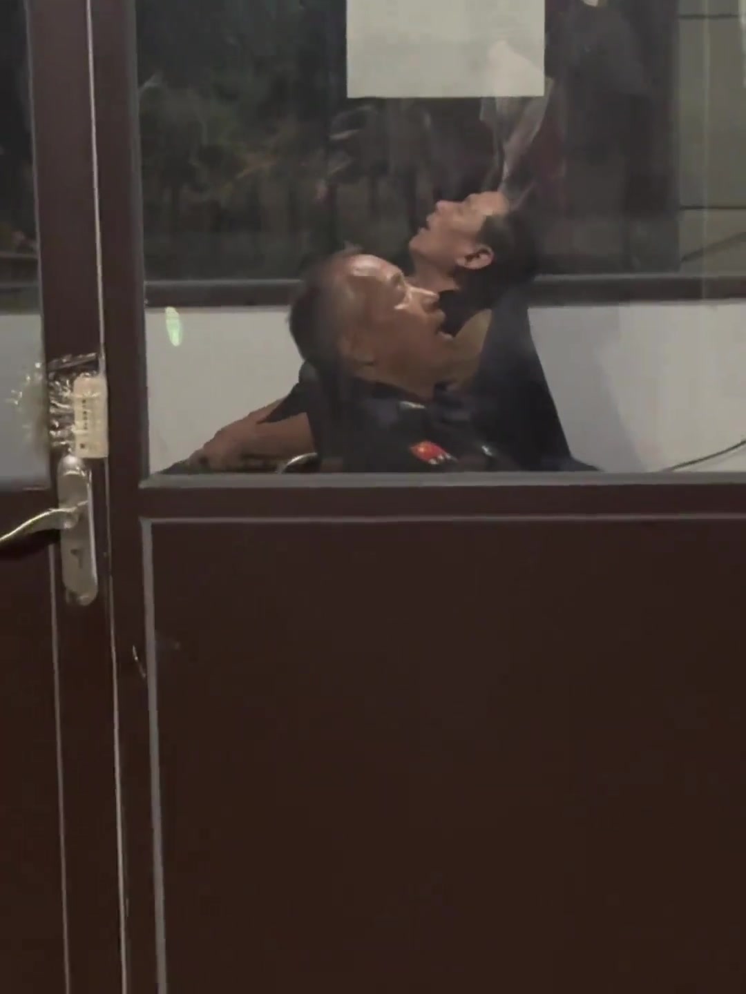 安保系统进入睡眠状态