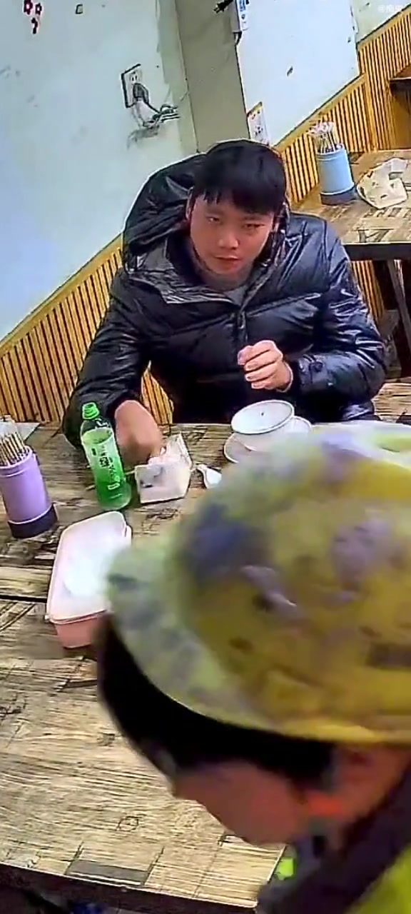 我想过他要把这些都带走，也没想过他要扔掉啊！