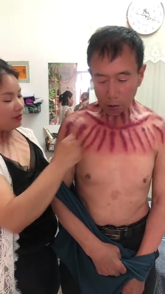 給大爺都揪成黑豹了