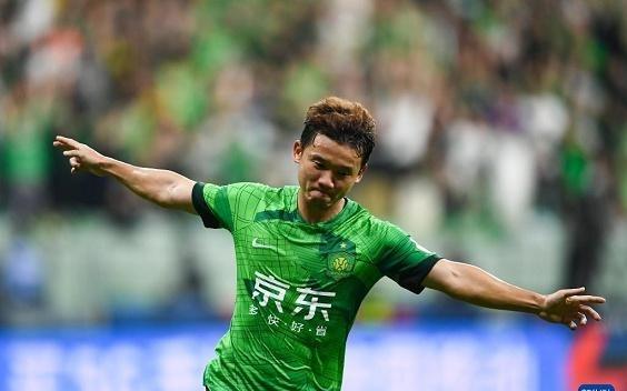 话题“80后”老将为何能成国内转会