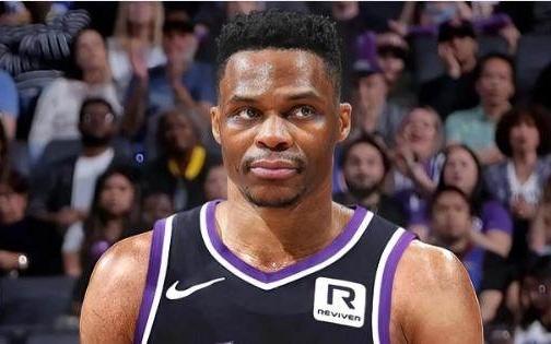 仍是一支球队最佳球员！韦少表现令美记直呼神奇