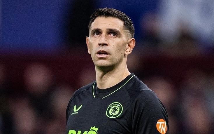 埃梅里:大马丁刚做完小腿伤势扫描,不确定能否出战伯恩利