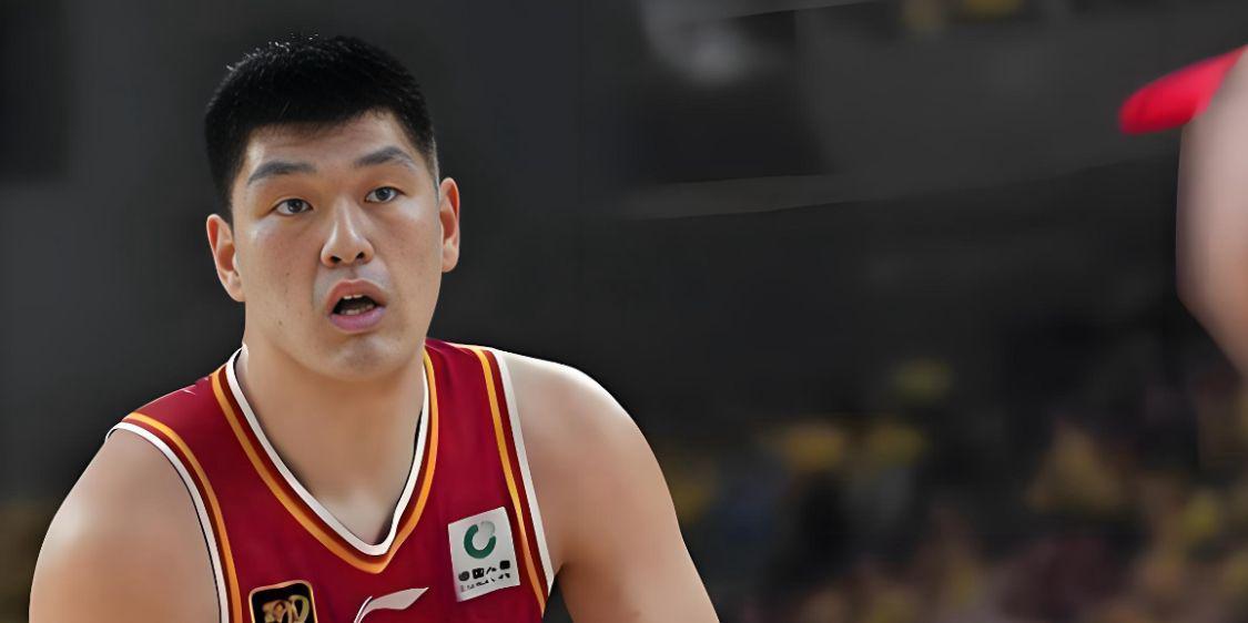 失望！2米25中锋，篮下连续投篮不中球迷：坑惨了山西队