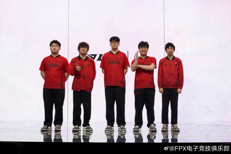 FPX发文告别第二赛段：精感石没羽 岂畏惮险艰 我们下个赛段见！