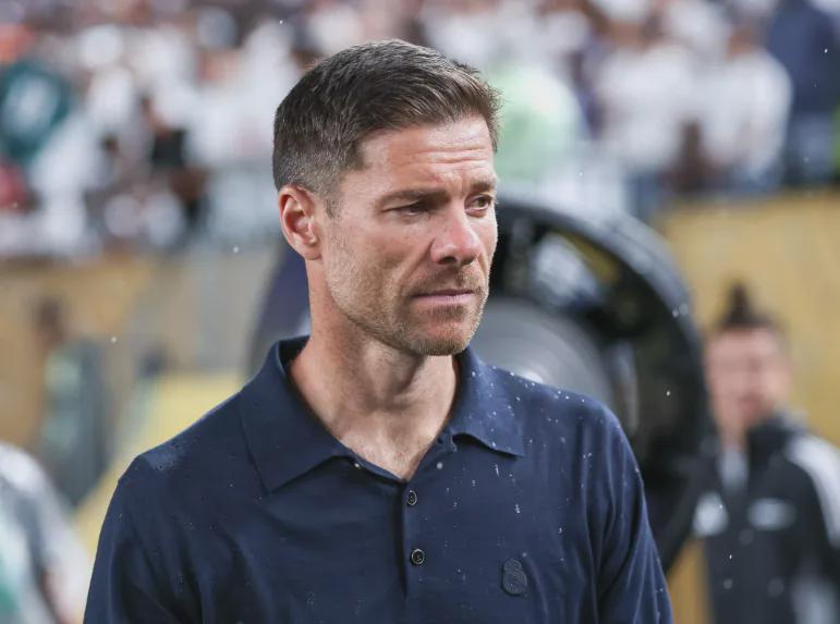 刚失业就有球队找上门，英超豪门联系阿隆索，双方对彼此都很满意