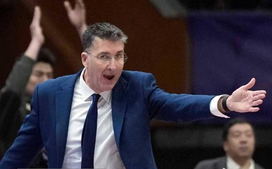 新疆男篮新帅目标：有意前北控外教戈兰曾在中国男篮辅佐乔帅