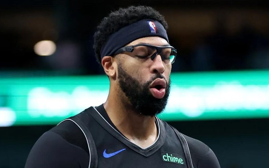 浓眉发出最后通牒！小牛赶紧做决定！可惜了欧文！