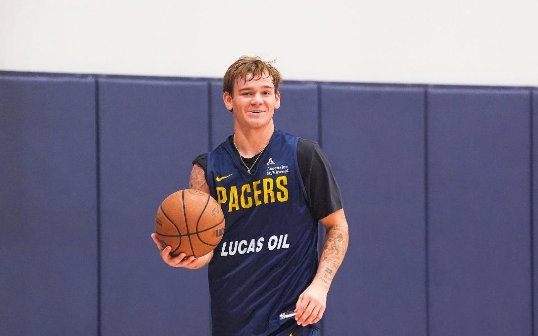 伤病如潮，8人受伤！3届扣篮大赛冠军加盟，生涯最佳机会