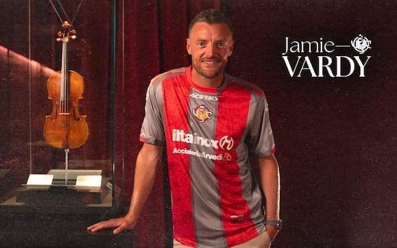 瓦尔迪对阵亚特兰大破门，打入个人意