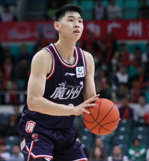 入乡随俗!广东新援被队友同化球迷调侃这才是真加盟