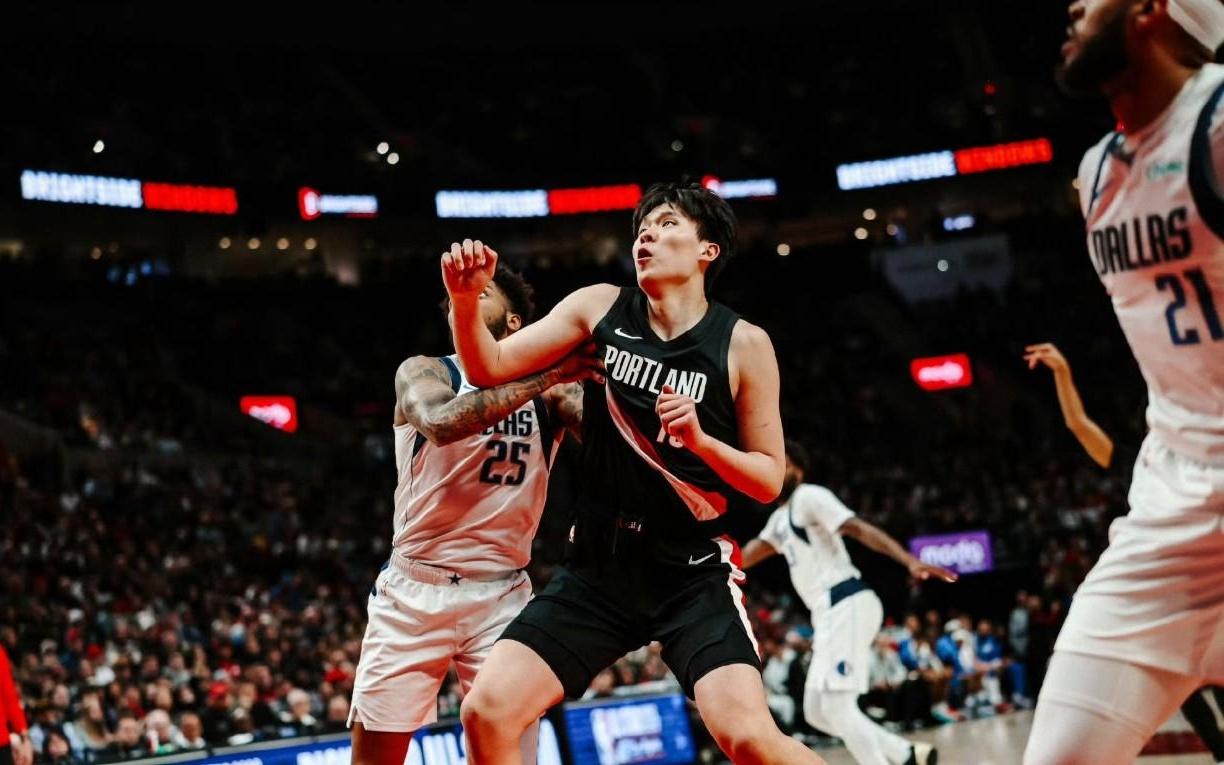 得分挂零，杨瀚森背靠背连续出场，10分钟仅得1助1失误2犯