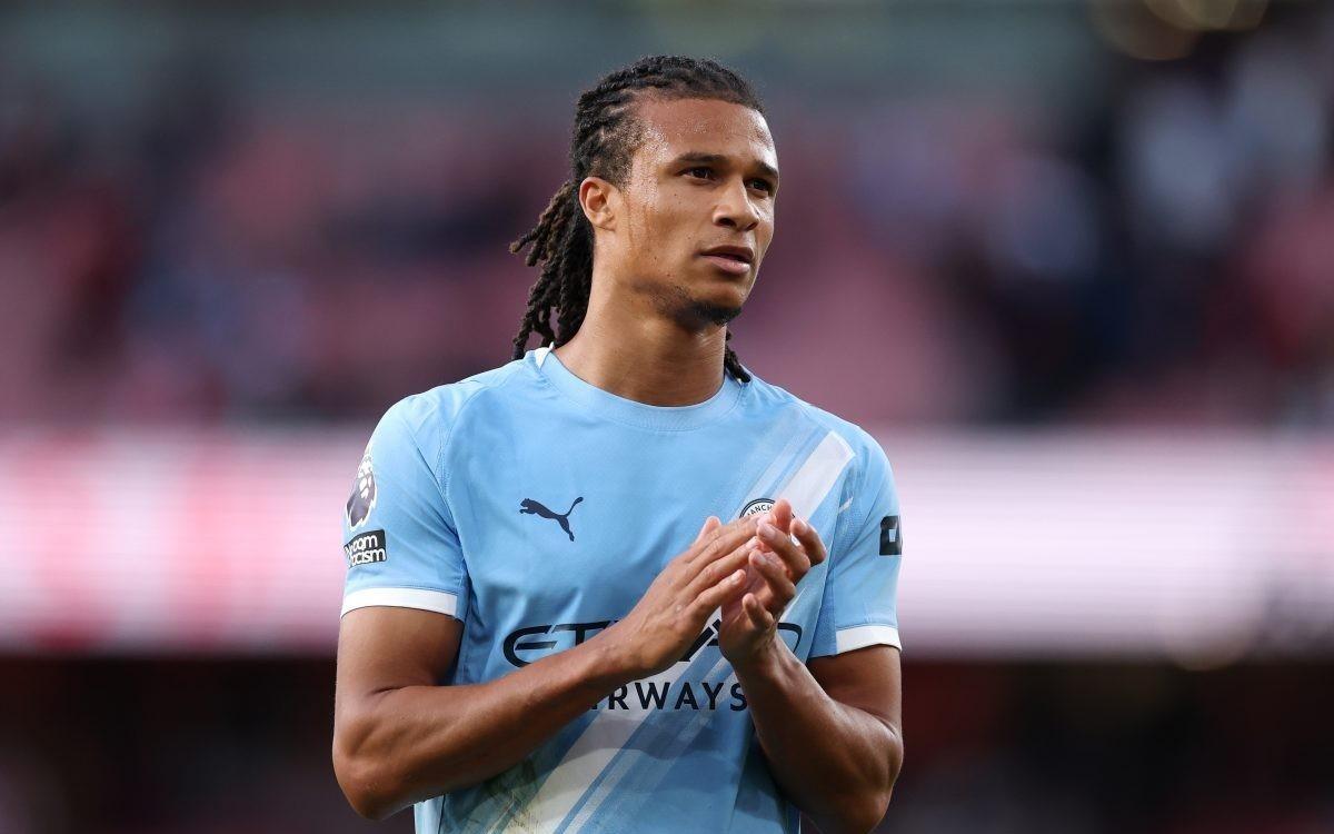 队报：摩纳哥尝试过想签阿克，但接触过后很快就选择放弃