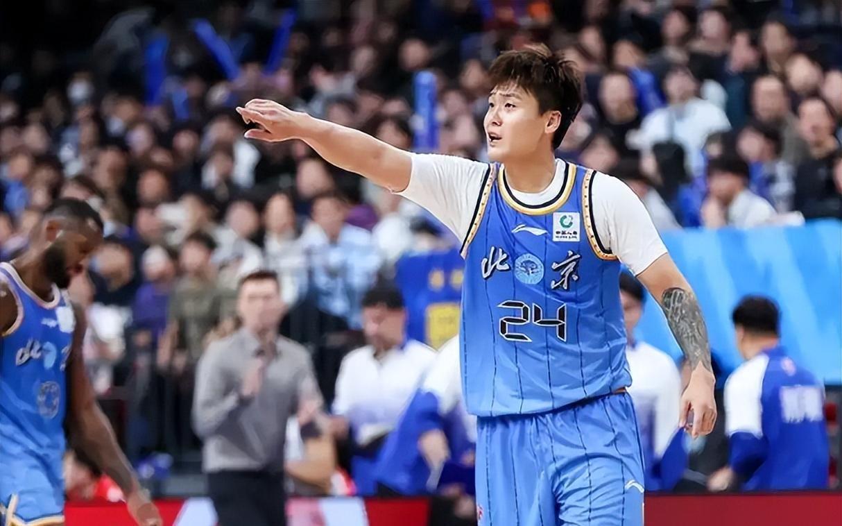 CBA疯狂一夜！徐杰破纪录广东六连胜，北京险爆冷，青岛力克山西