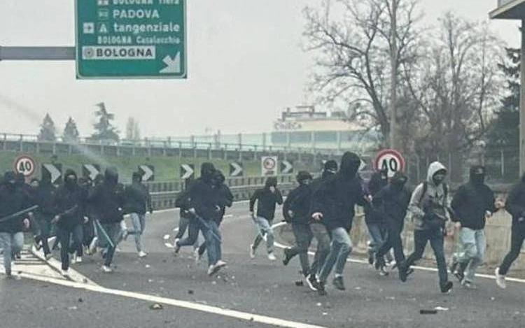 意大利内政部宣布，禁止罗马和佛罗伦萨球迷本赛季去客场观赛