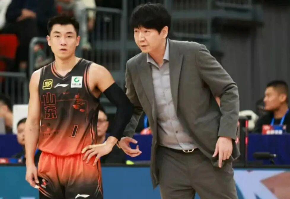 山东男篮报价新外援，2米11篮板魔兽有望加盟，发展联盟场均17+11
