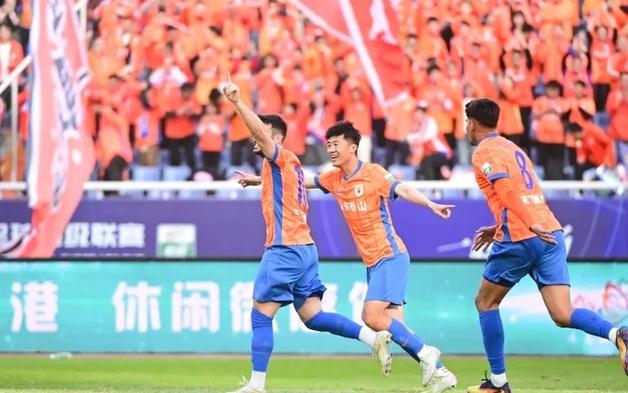 泰山隊2比1贏球卻傳來壞消息，一細(xì)節(jié)顯示：瓦科離隊進(jìn)入倒計時