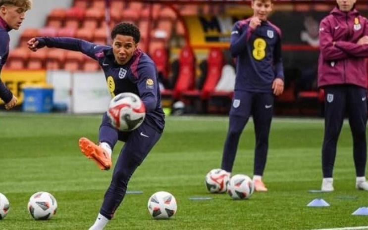 世体：巴萨有意诺维奇15岁边锋塔瓦雷斯，想在拉玛西亚培养他