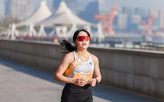 100校1300名跑者竞逐滨江!2025高百接力赛全国总决赛热力开跑