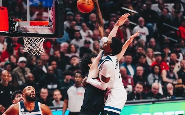 被隔扣被大帽,欢迎杨瀚森来到NBA