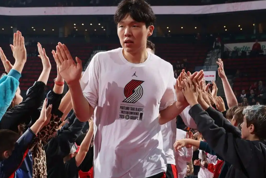 一招便能立足NBA!追梦盛赞杨瀚森:只要学习约基奇,早晚能成材
