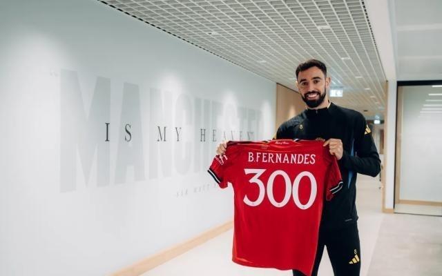 曼联300场前,B费揭秘留守始末:胜利开出70万周薪