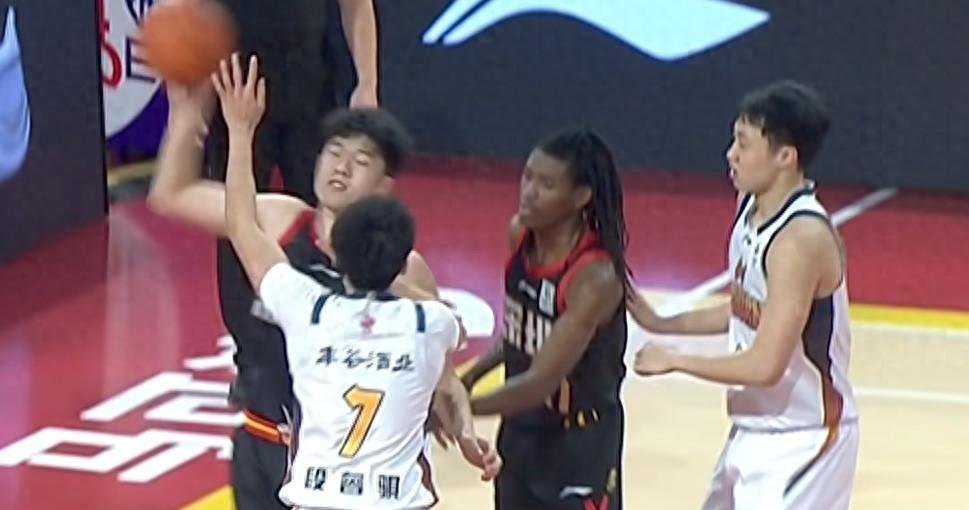 一胜难求！CBA首支6连败！北控4连败！联