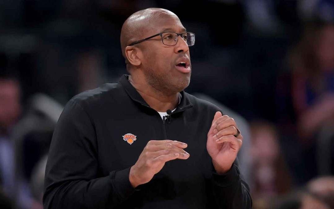 18次失误，迈克布朗揭示尼克斯负于76人的最大问题