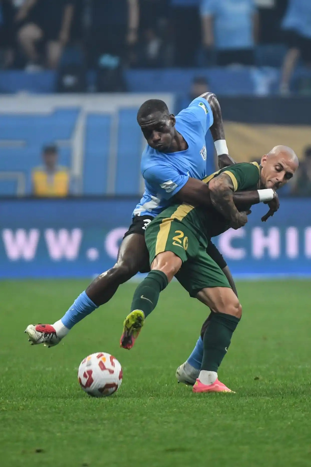 中超谁来钳制浙江队左路进攻高准翼及时复出或成关键