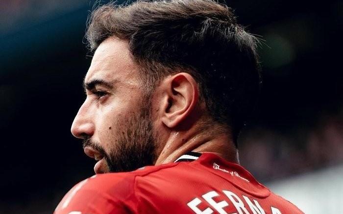 仍旧魔术师，B费本赛季各项赛事已送出10次助攻