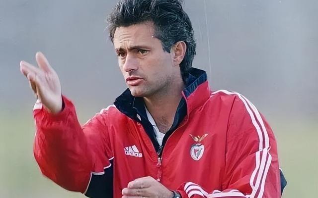 本菲卡欧冠耻辱失利后火速换帅,穆里尼奥“二进宫”