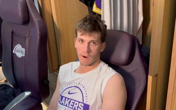 里夫斯:51分赢球后没怎么睡觉,输球后感觉就没那么甜蜜了