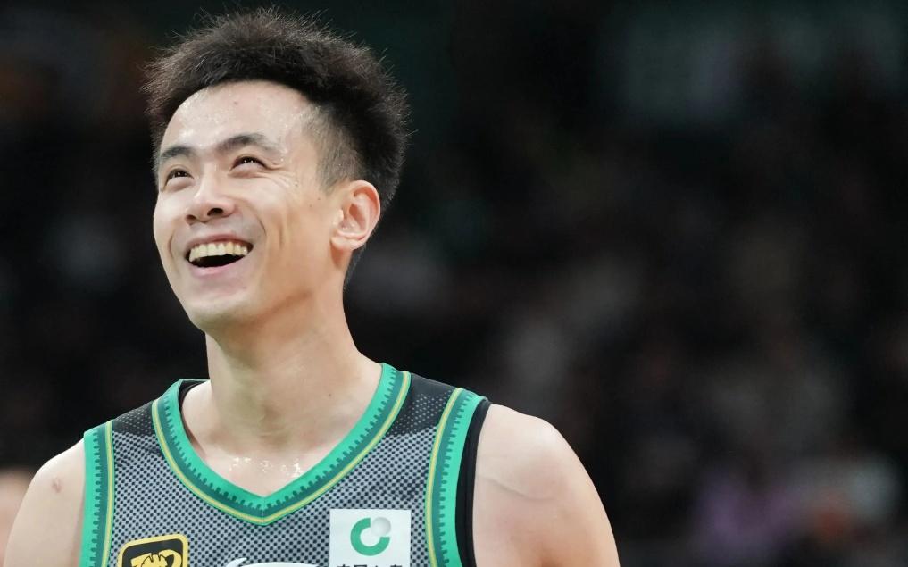 末节4分！四连败！辽宁跌至第13！攻守毫无侵略性，球迷呼喊下课